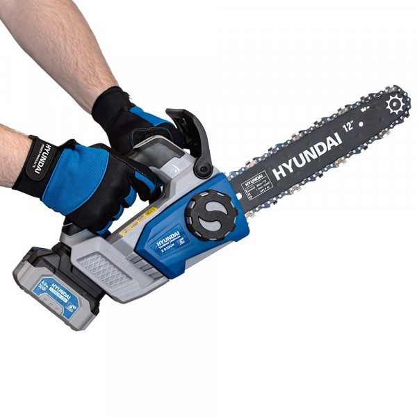 Пила аккумуляторная цепная HYUNDAI X-810iON SET