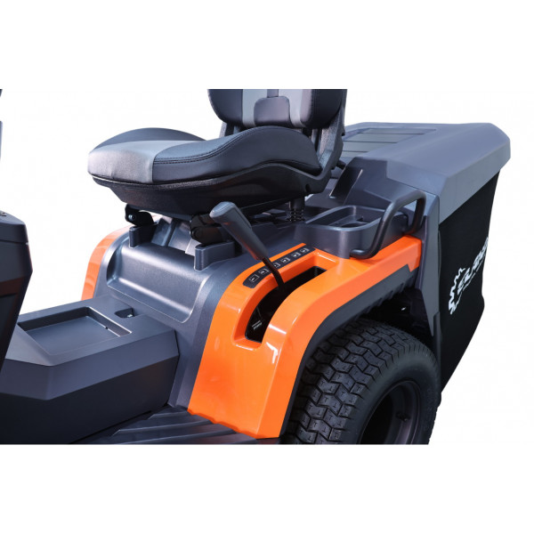Газонокосилка бензиновая самоходная с сиденьем (райдер) ELAND   LT-4510P