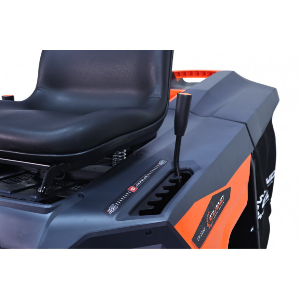 Газонокосилка бензиновая самоходная с сиденьем (райдер) ELAND LR-2265