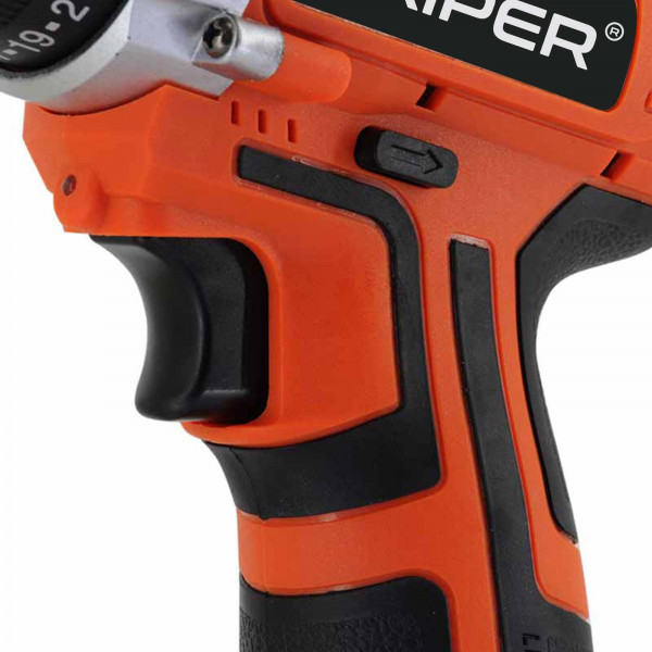 SKIPER SCS2000-1.00 Дрель-шуруповерт аккумуляторный SKIPER CS2000-1 в коробке (12В, 1 акк, 1,5 А/ч Li-ion, 2 ск, 19 Нм)