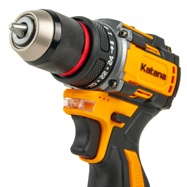 KATANA KCD2600.00 Дрель-шуруповерт аккумуляторный Katana CD2600 в кейсе(бесщет.,12В,2 акк,1,5 А/ч Li-ion, 2 ск,40 Нм)