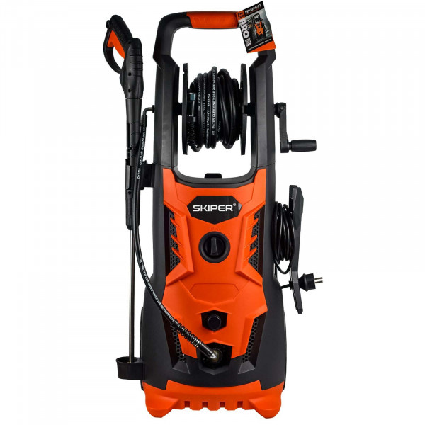 SKIPER SPM200PRO.00 Мойка высокого давления SKIPER PM-200 PRO (2700Вт; 200Бар; 8м шланг; катушка; 19,5кг; бесщ.дв;щётка)