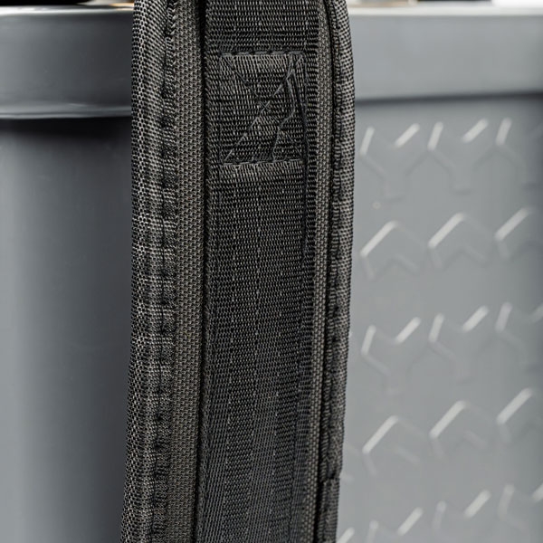 CHAMPION SA8L Опрыскиватель аккумуляторный, Li акк., бак 8л, 12В, 2Ач