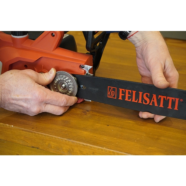 Felisatti FT6702 Felisatti Пила цепная 14/1800, 1800 Вт, шина 355 мм (14'')