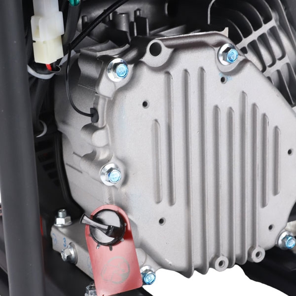 PIT PGE3700-G1 Генератор бензиновый инверторный P.I.T. PGE3700-G1 (3,7/3,5 кВт, 223см³, 4 такт, 2х220В, 12В, 15А)