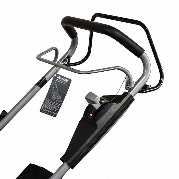 Газонокосилка бензиновая HYUNDAI L P536 PRO