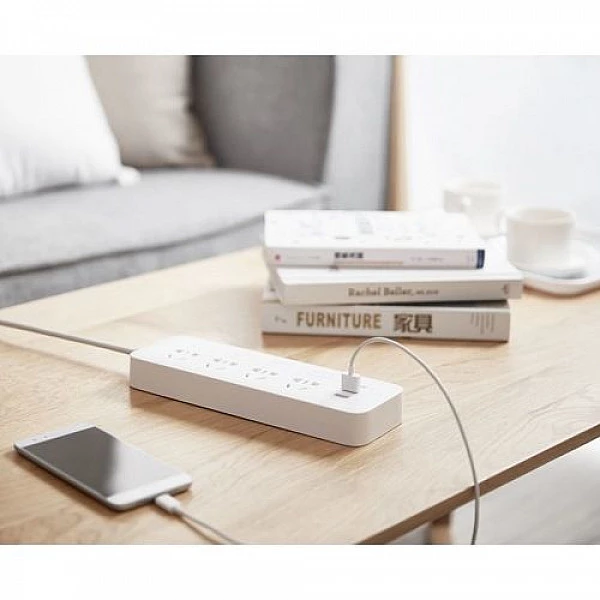 Сетевой фильтр Xiaomi Mi Power Strip (4 розетки + 3 USB-разъема)