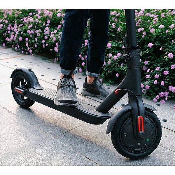 Самокат Xiaomi Mi Scooter M365