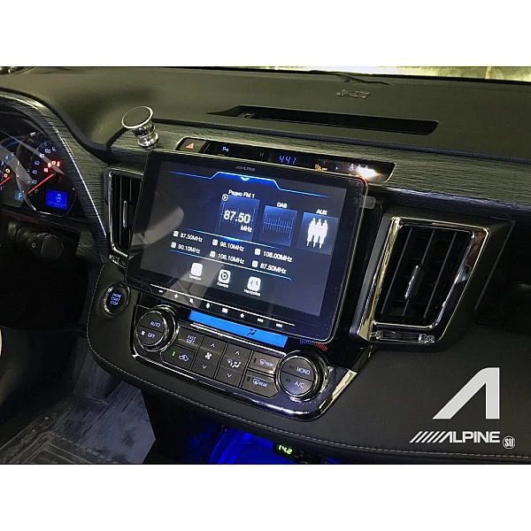 Автомагнитола ALPINE iLX-F903D