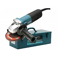Одноручная углошлифмашина MAKITA 9557 HNK6 в чем. (840 Вт, диск 115х22 мм)

