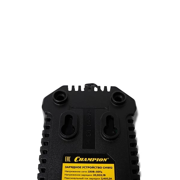 CHAMPION CH1812 Устройство зарядное для аккумулятора CHAMPION, 18 B, 4 Aч Li-ion,
