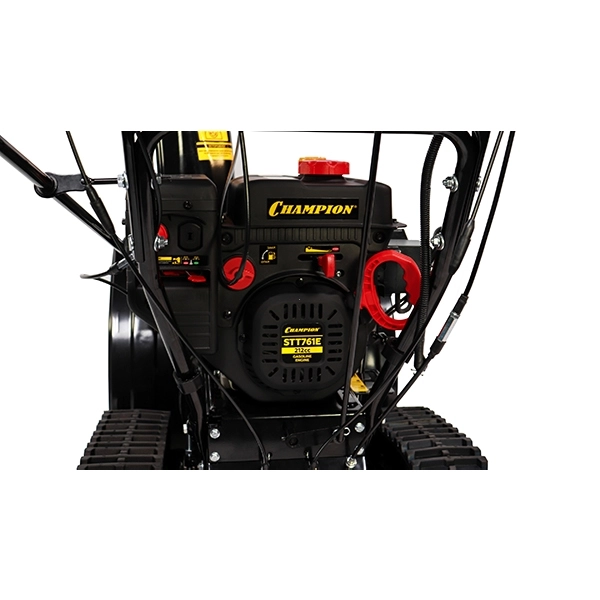 CHAMPION STT761E Снегоотбрасыватель, 7 л.с., 61 см, 6F/2R гусеницы, бак 3 л, эл.стартер, фара, обогрев рук
