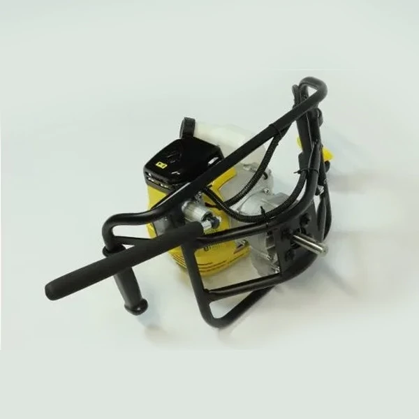 CHAMPION AG452A Мотобур, 1,46 кВт, 52 см.куб., без шнека