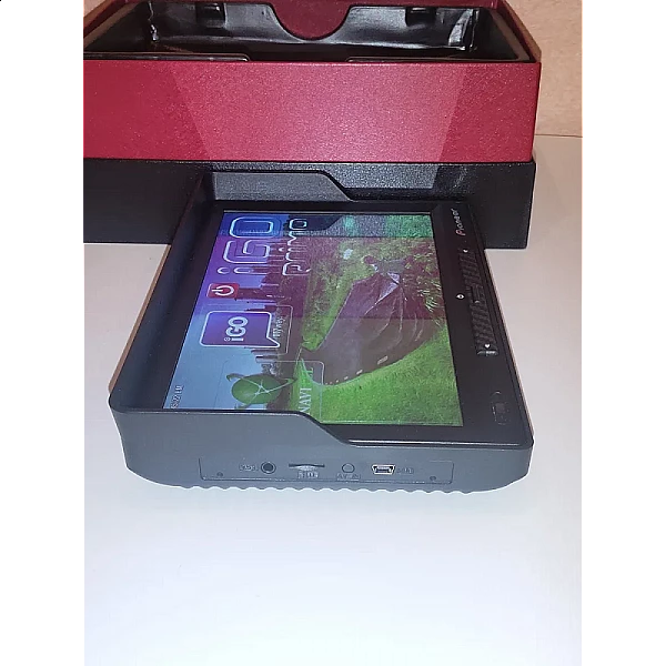 GPS-навигатор Pioneer PM-910 HD 16 ГБ экран 9"