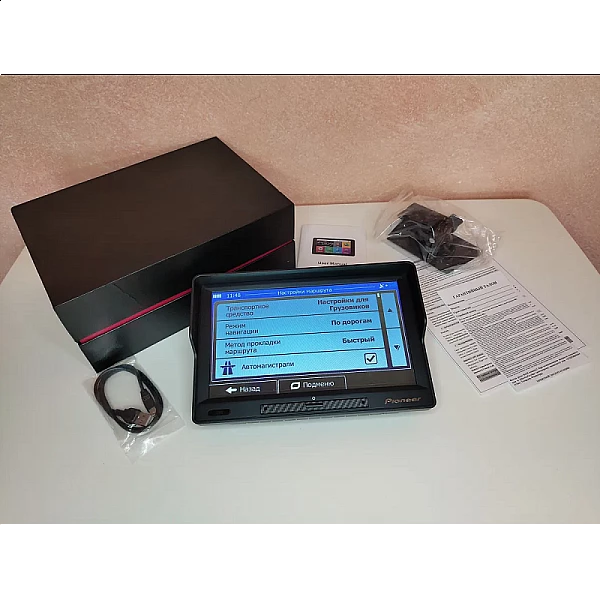 GPS-навигатор Pioneer PM-910 HD 16 ГБ экран 9"