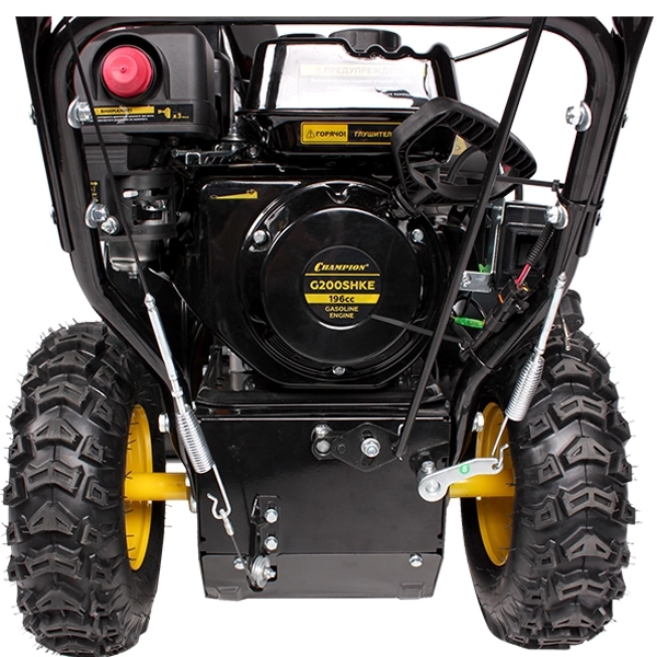 CHAMPION ST662E Снегоотбрасыватель, 6,5 л.с.,61см.,6F/2R колеса, бак 3,6л., эл.стартер, фары,обогрев рук